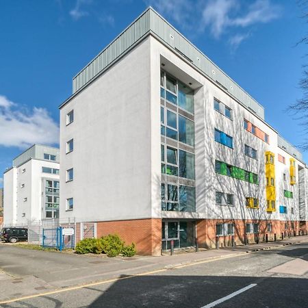 Bright & Central Studio In Luton, Sleeps 2 Luton  Eksteriør bilde